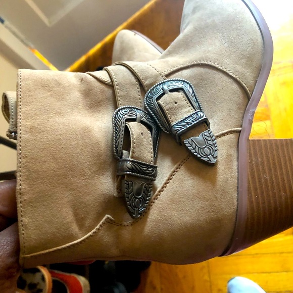 Women ankle booties in good condition - Picture 1 of 3